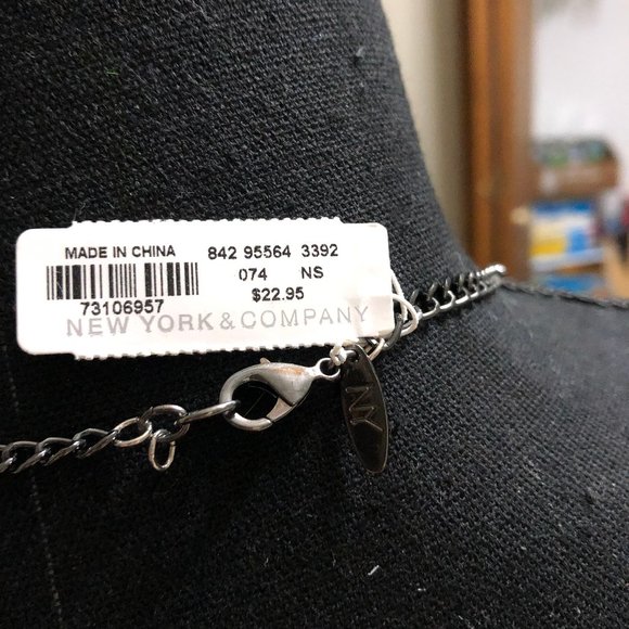 New York and Company long beaded necklace - Picture 3 of 3